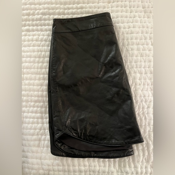 BB Dakota black leather mini skirt Size 2 Small - Picture 2 of 7